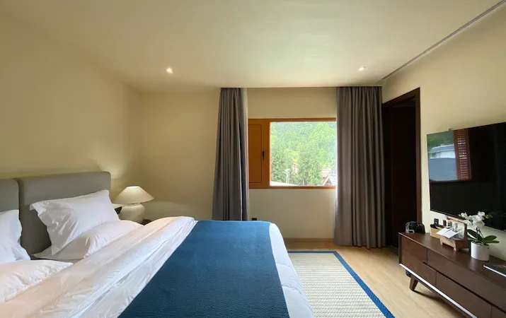 Hostel room type preview